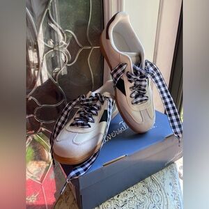 🆕 Universal Thread Spencer Sneakers Sz 9 💜